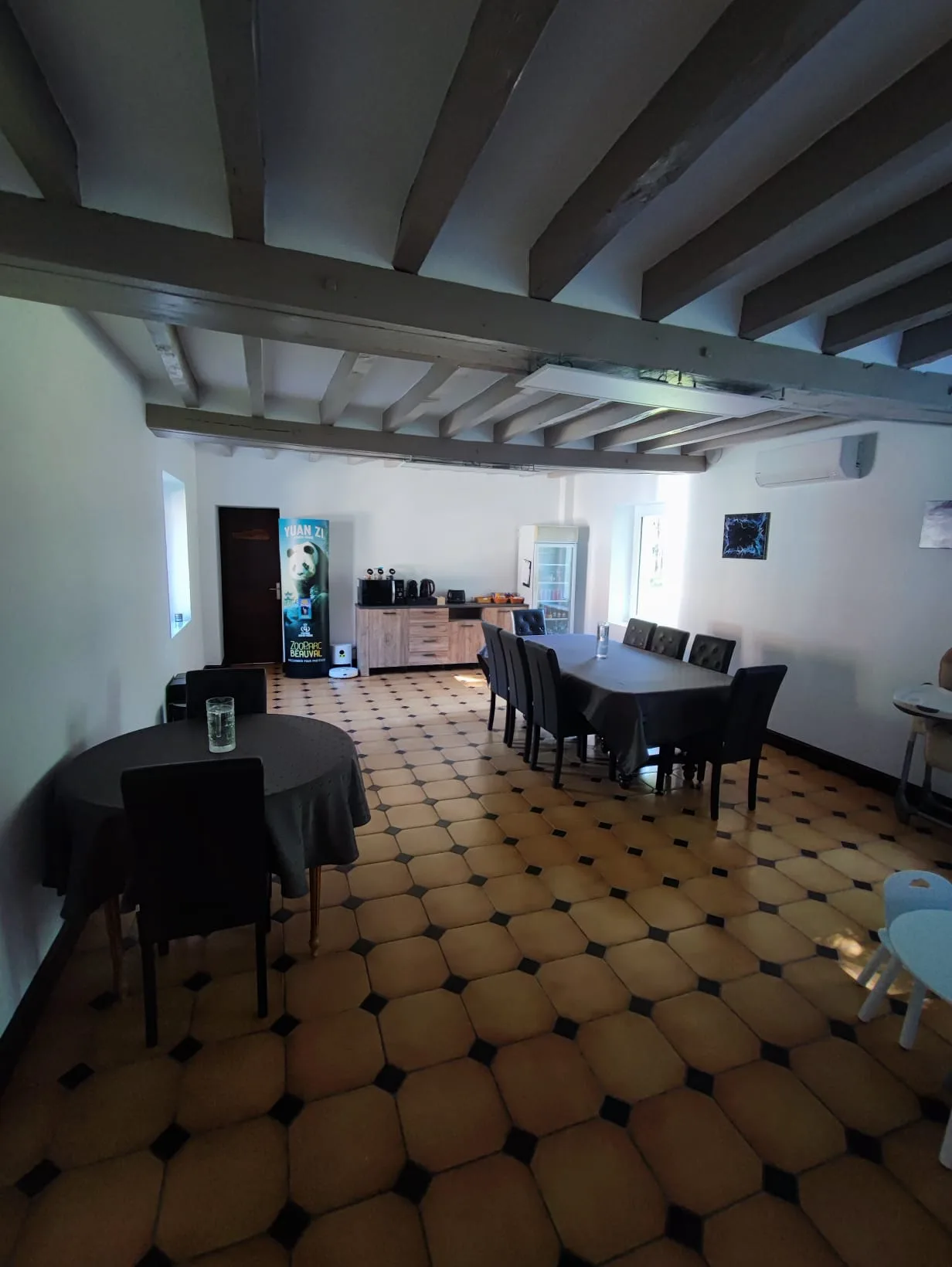 Salon